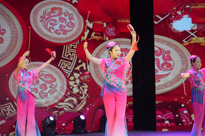 鳳陽花鼓說唱節(jié)目《網(wǎng)絡(luò)普法唱你聽》。主辦方供圖